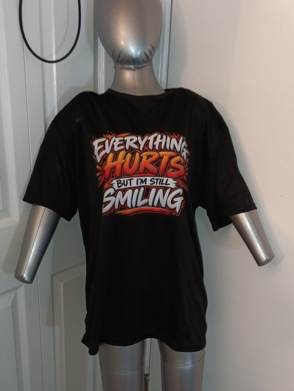 Black Graphic Tee - 'Everything Hurts But I'm Still Smiling' New 6XL